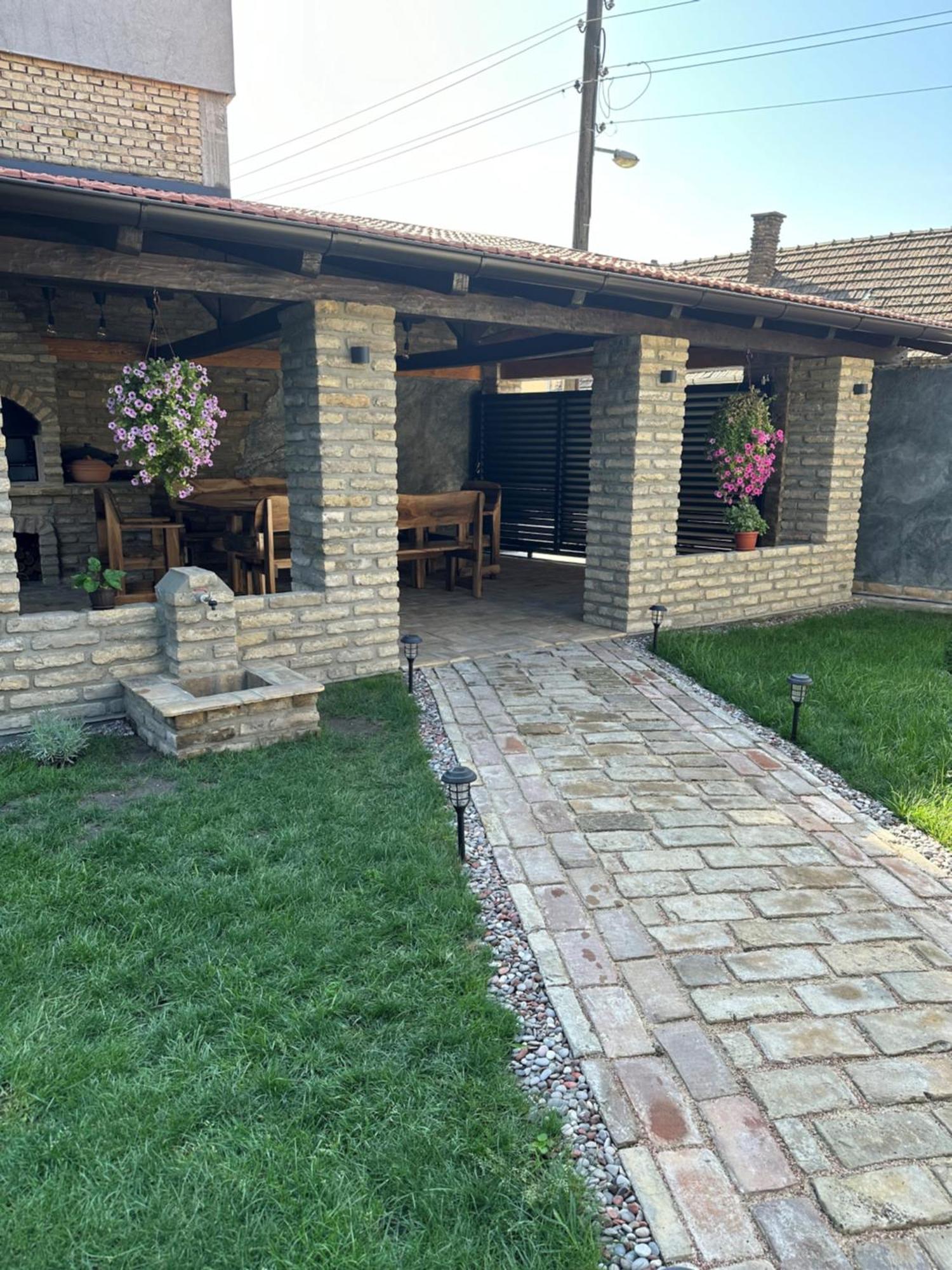 Sobe Tanja Apartamento Subotica Exterior foto